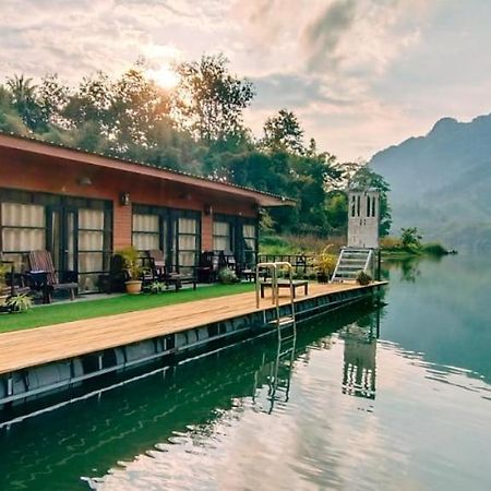 Ou River House Nong Khiaw Екстер'єр фото