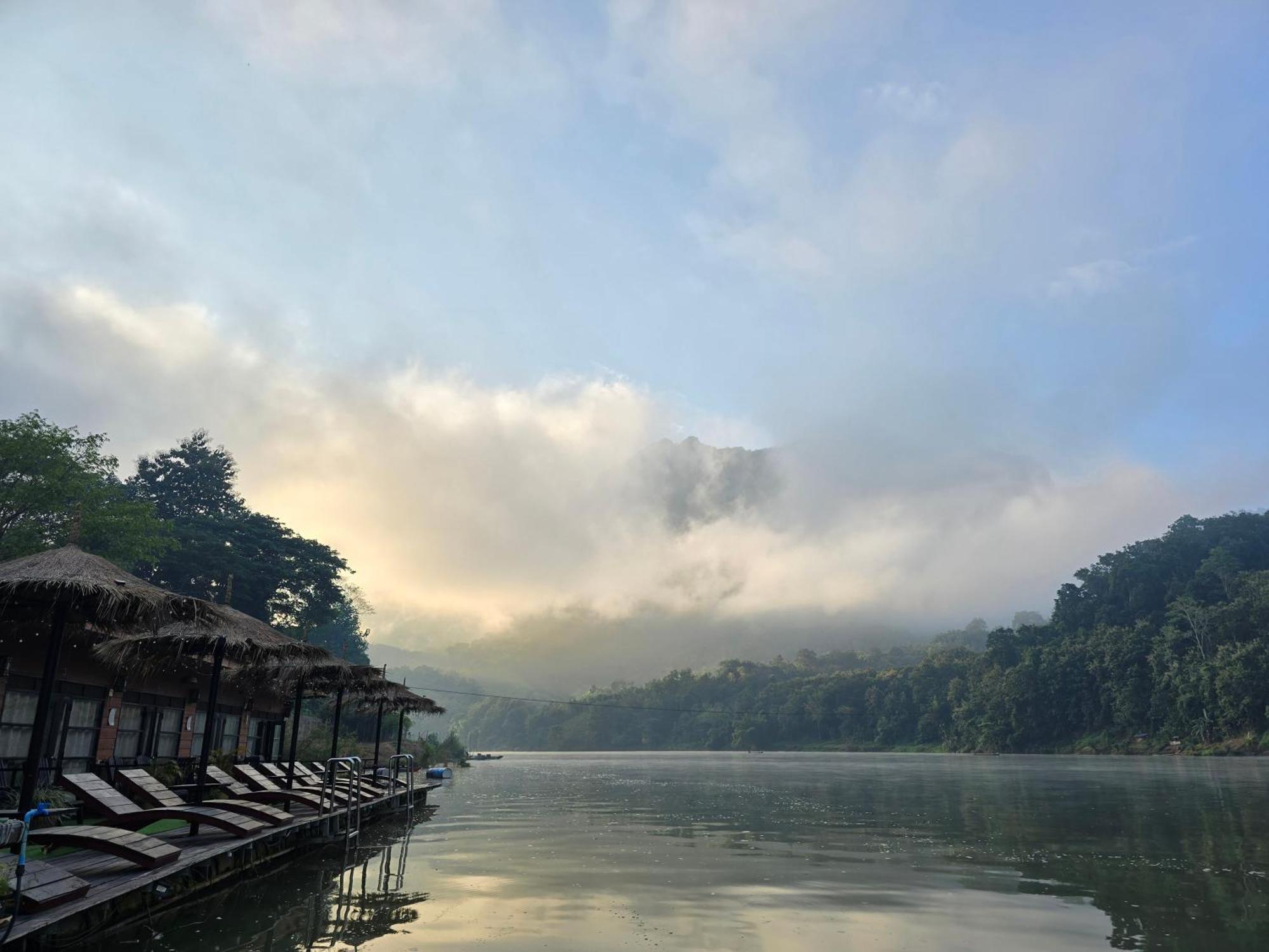 Ou River House Nong Khiaw Екстер'єр фото